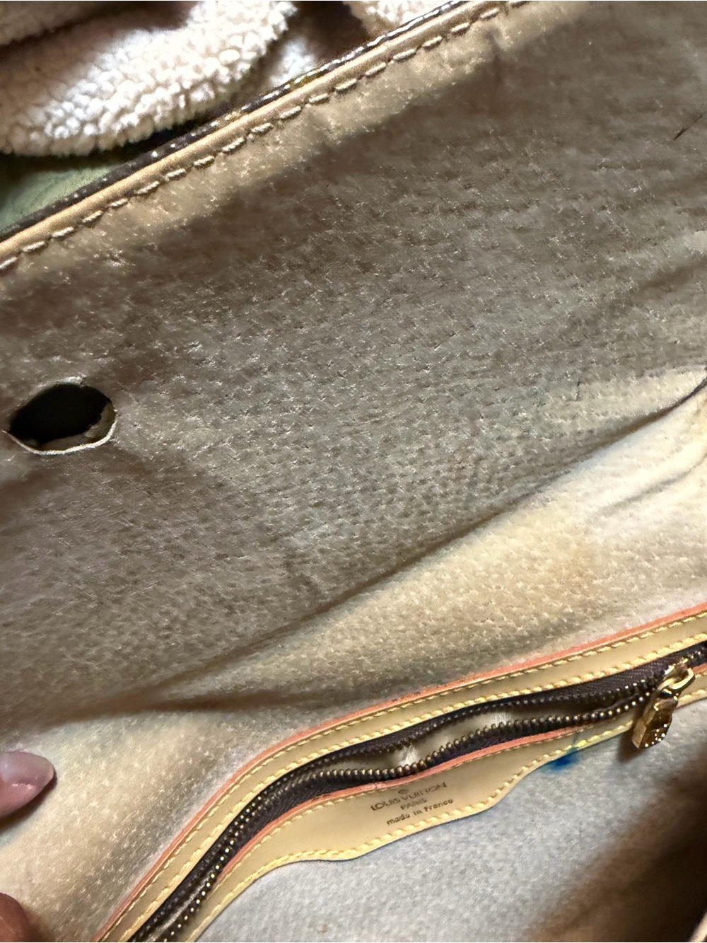 Designer-Inspired Brown Monogram Shoulder Bag with Yellow Handle - Picture 5 of 6